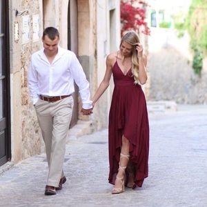 Xenia boutique wine colored maxi, size 2